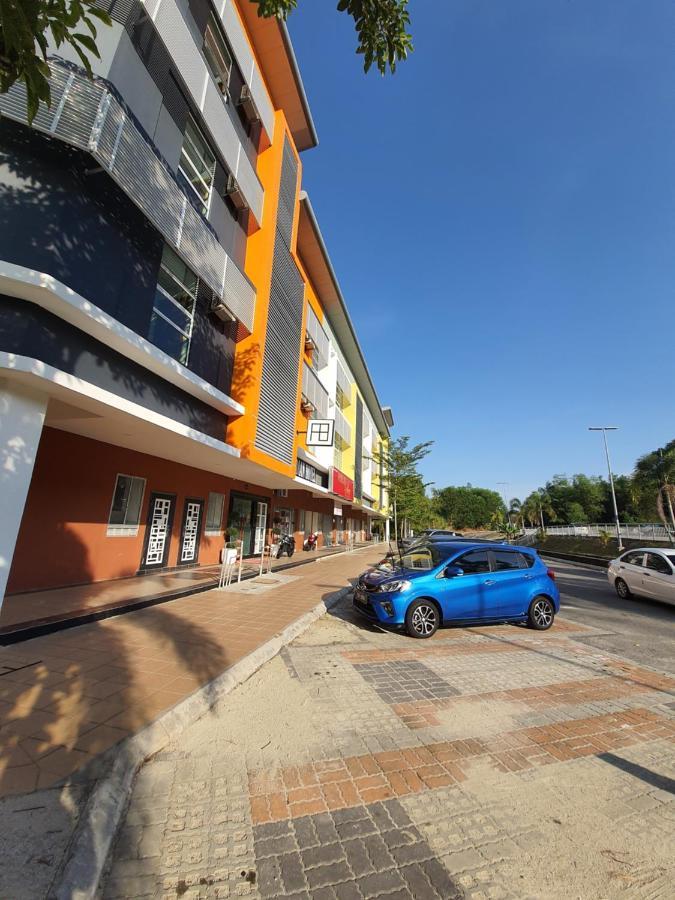 Paradian Hotel Seremban Exteriör bild